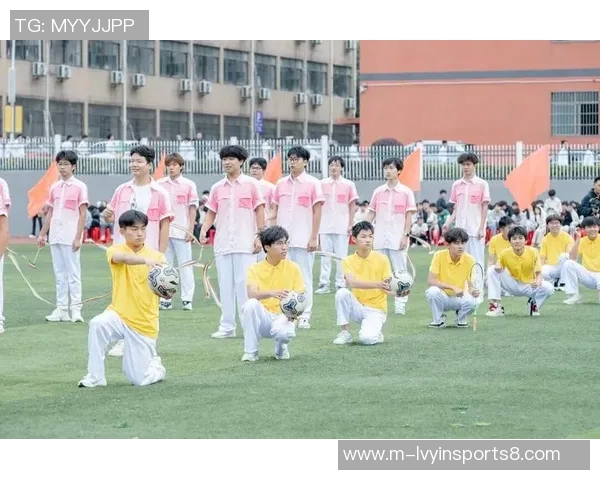 北京理工足球俱乐部奋勇争先展现青春风采助力校园足球发展新篇章